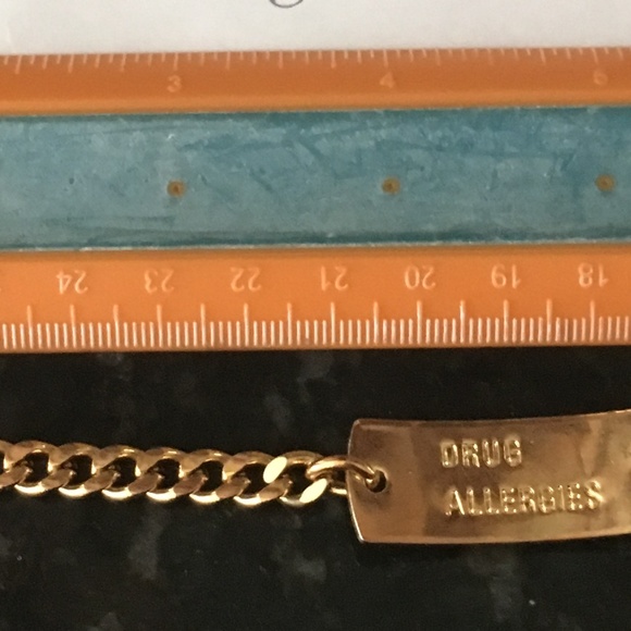 NEW DRUG ALLERGY ALERT  Bracelet - Picture 3 of 4